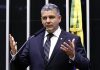 Câmara entrega título de Cidadão para o médico e deputado federal Frederico Escaleira